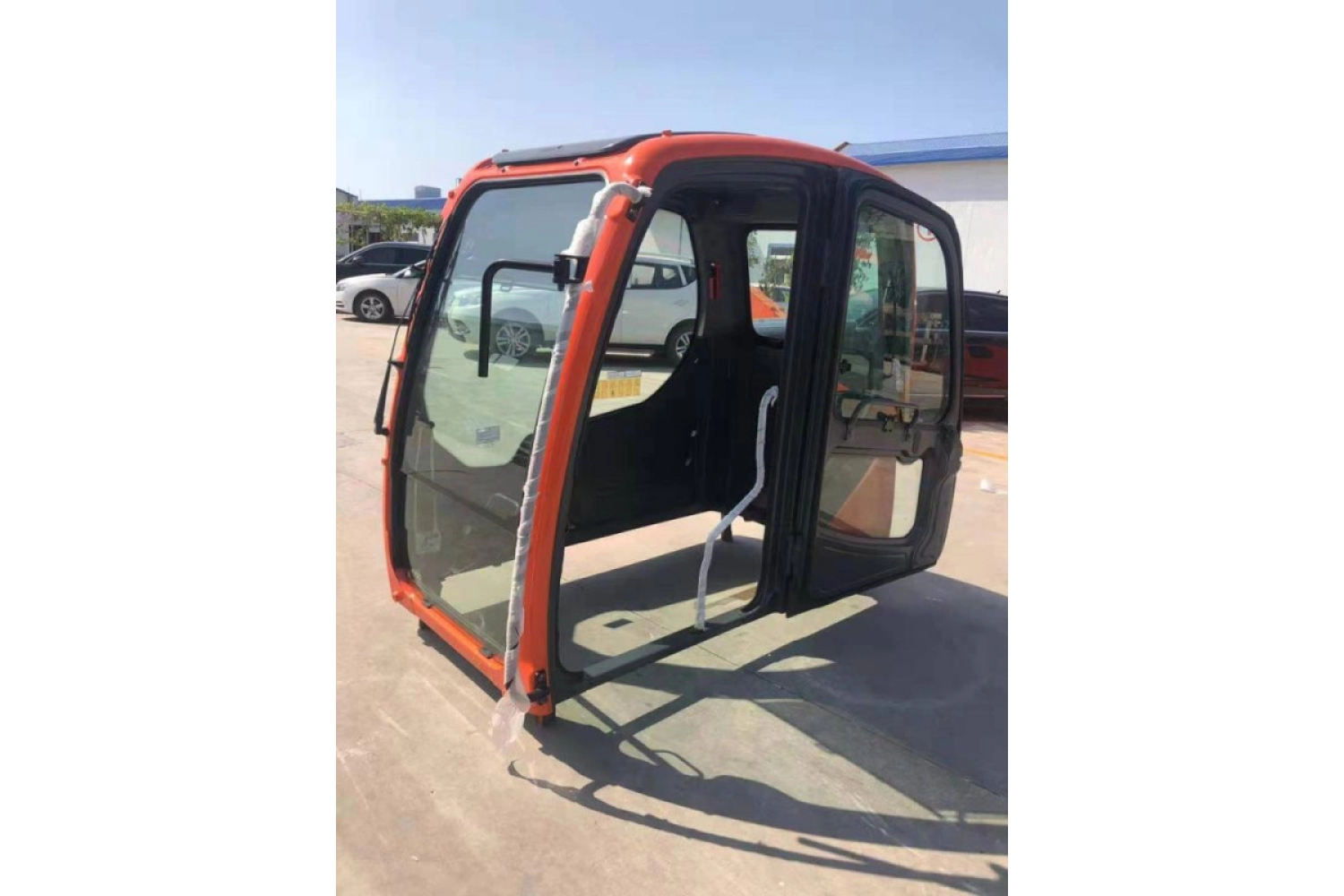 Operatör Kabin Camları ve Kapı Parçaları | BB PARTS